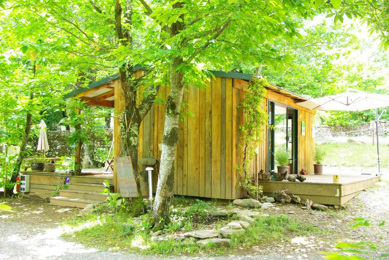 Camping La Chataigneraie Gravieres Exteriér fotografie